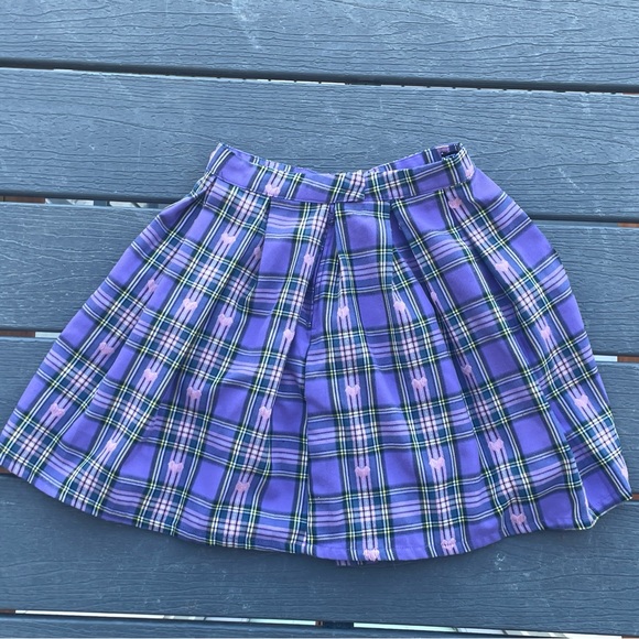 💜DEADSTOCK HOT TOPIC SKIRT💜 - Picture 3 of 5